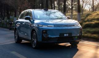 Leapmotor B10 prototype - front tracking